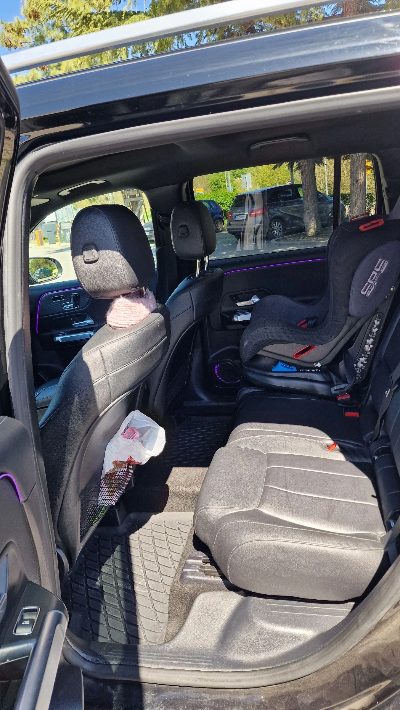 Mercedes-Benz GLB, снимка 8 - Автомобили и джипове - 53894512