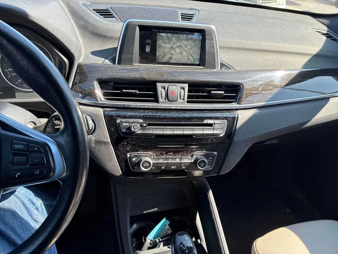 BMW X1 xDrive28i/ПАНОРАМА/ПРЕДСТАВИТЕЛСТВО НА BMW, снимка 9 - Автомобили и джипове - 54164079