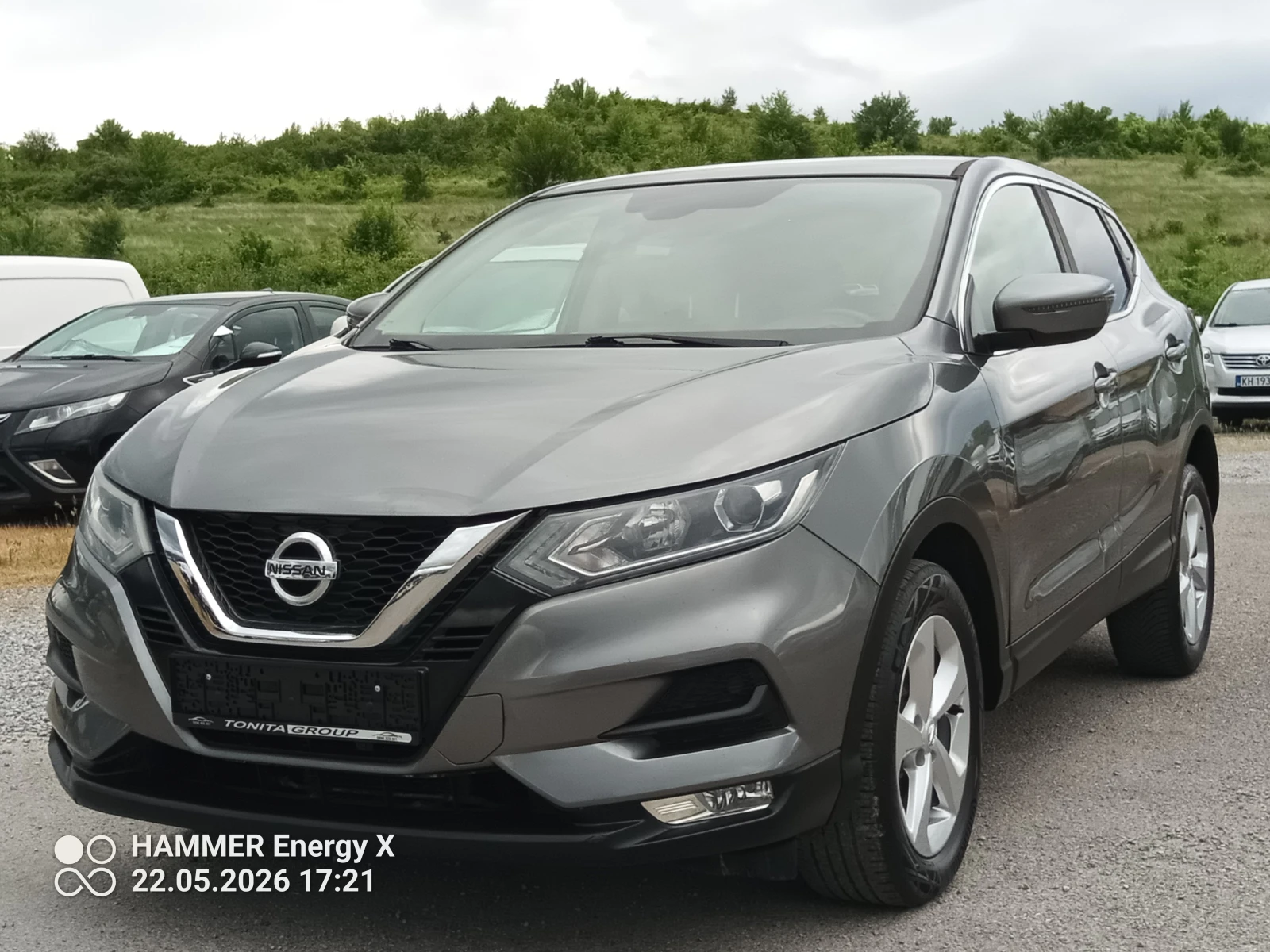 Nissan Qashqai 1.6d avtomat, снимка 6 - Автомобили и джипове - 54648916
