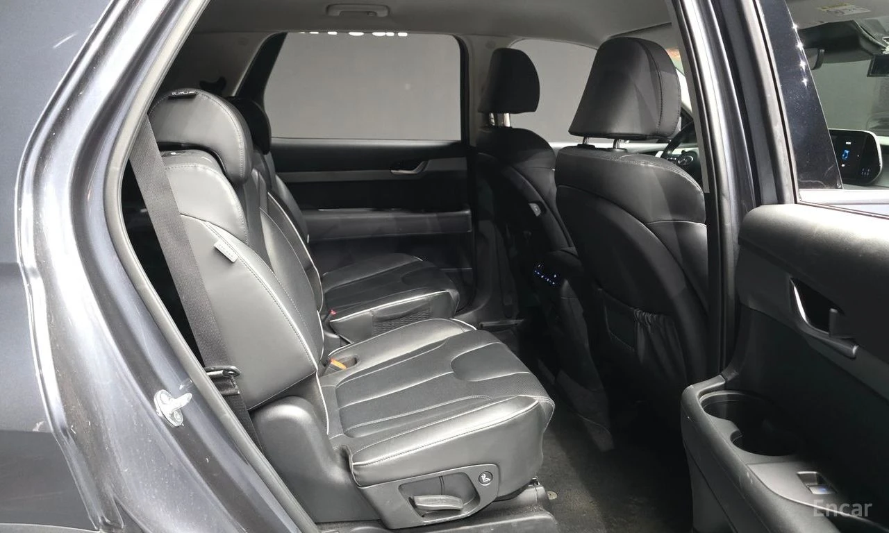 Hyundai Palisade 3.8* EXCLUSIVE* ПОДГРЕВ* ОБДУХВАНЕ* ДИСТРОНИК* 360, снимка 12 - Автомобили и джипове - 54973009