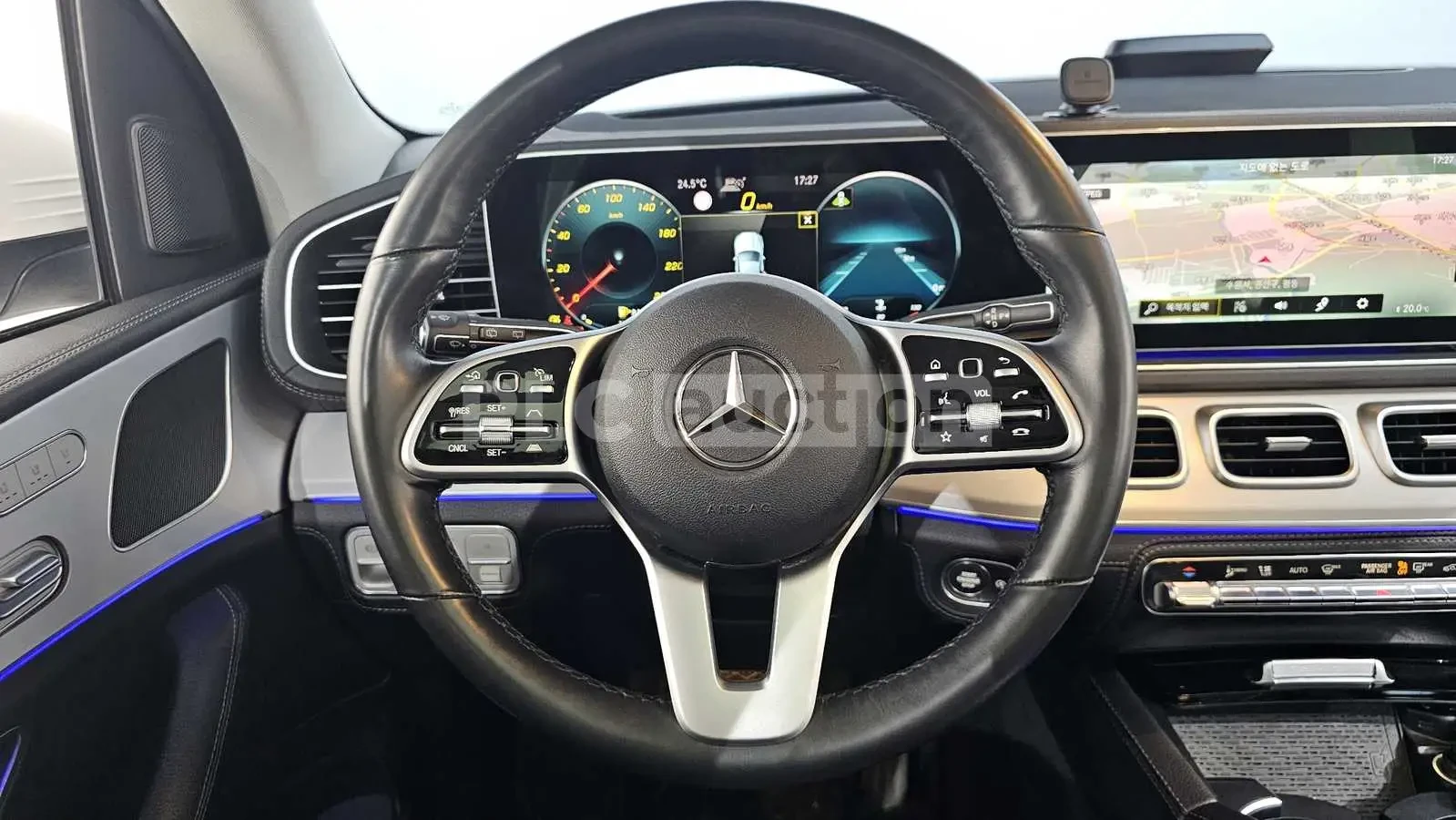 Mercedes-Benz GLE 300 ДИСТРОНИК * ОБДУХВАНЕ * HEAD-UP * PANO, снимка 13 - Автомобили и джипове - 54997307