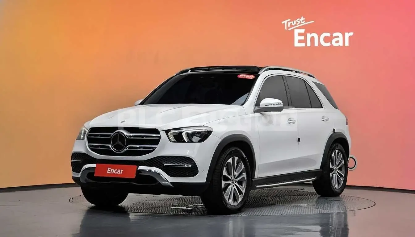 Mercedes-Benz GLE 300 ДИСТРОНИК * ОБДУХВАНЕ * HEAD-UP * PANO