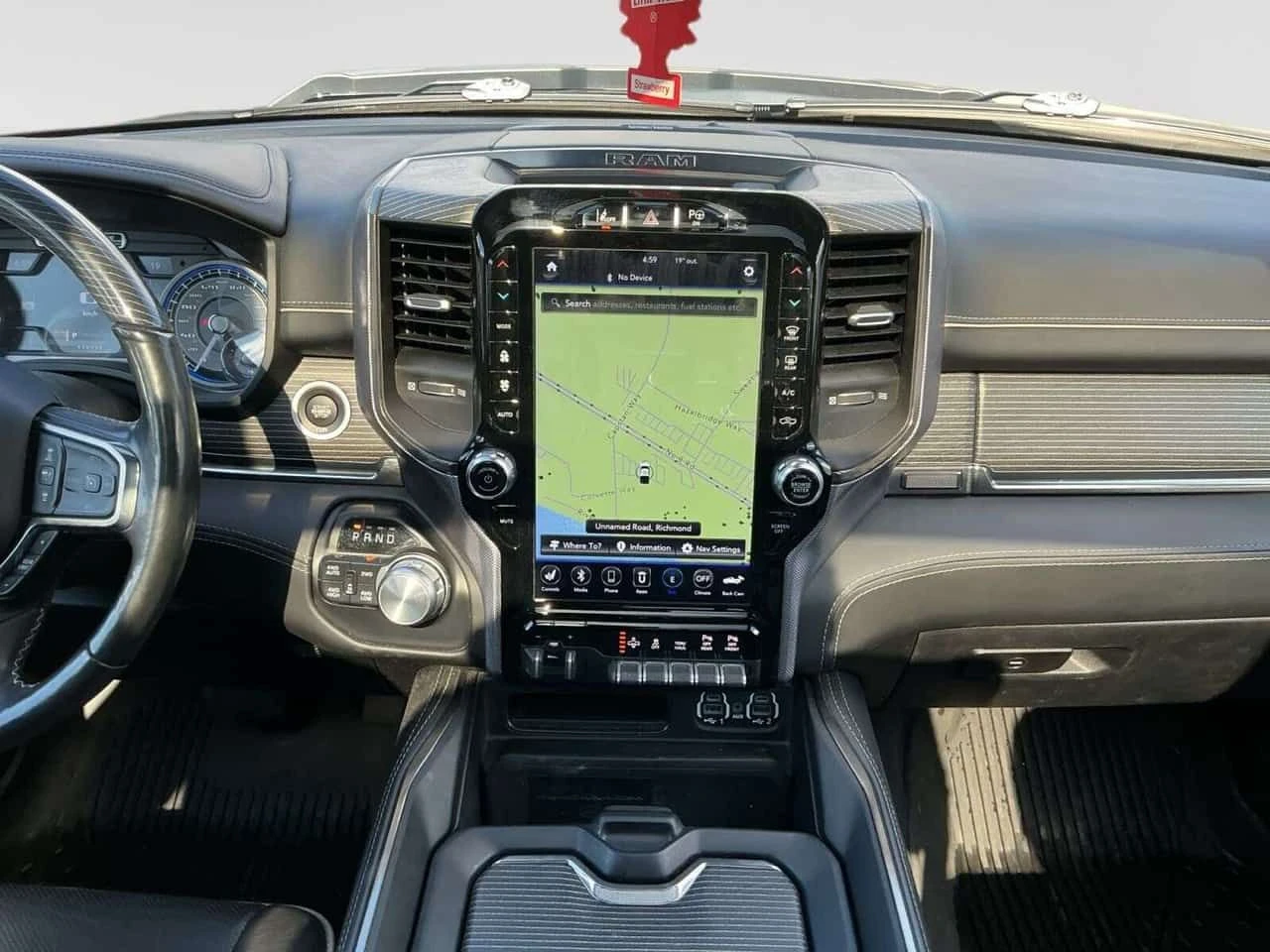 Dodge RAM 1500 * NO ACCIDENTS | Limited * CARFAX * БЕЗ ПЪРВОНАЧАЛ, снимка 16 - Автомобили и джипове - 55085433