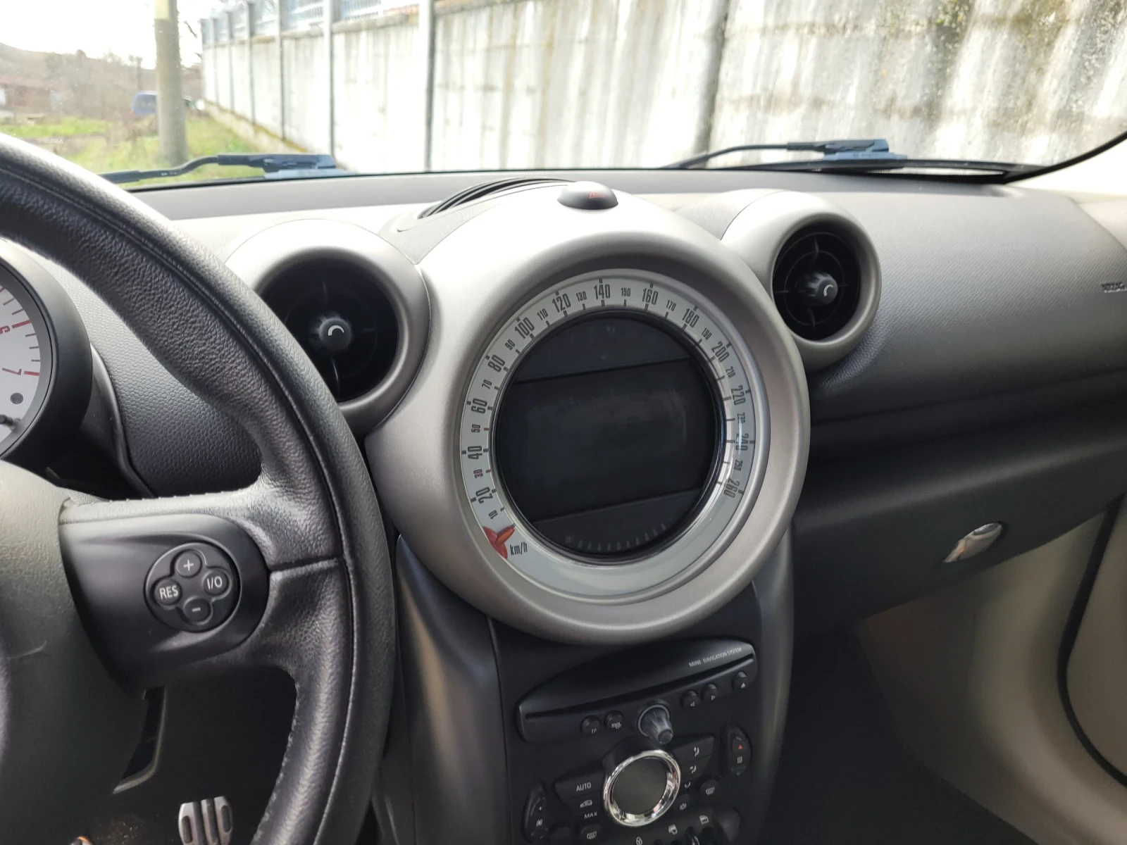 Mini Countryman, снимка 10 - Автомобили и джипове - 55565393