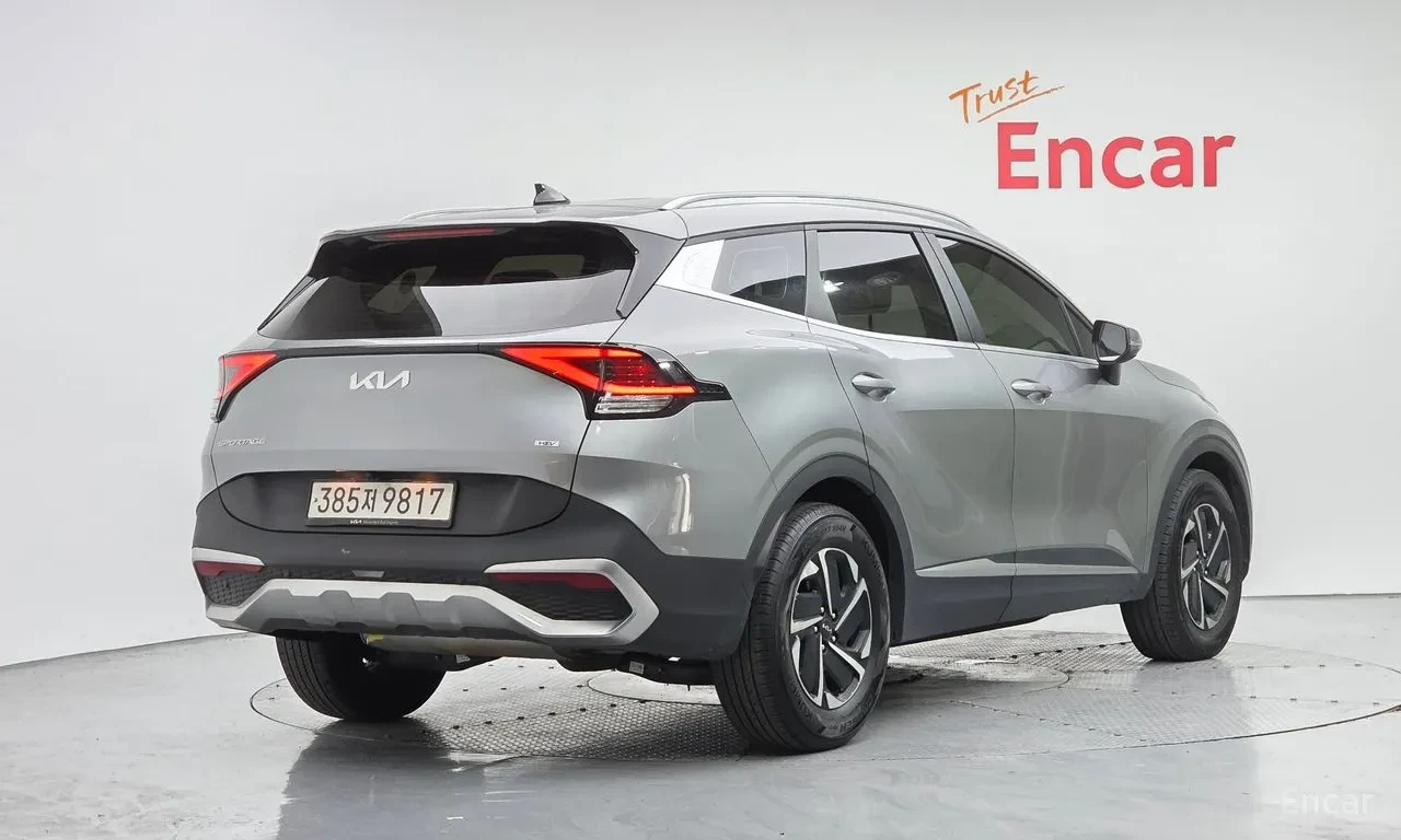 Kia Sportage 1.6HEV* 230КС* ACC* ОБДУХ* NAVI* КАМЕРА, снимка 3 - Автомобили и джипове - 56121621