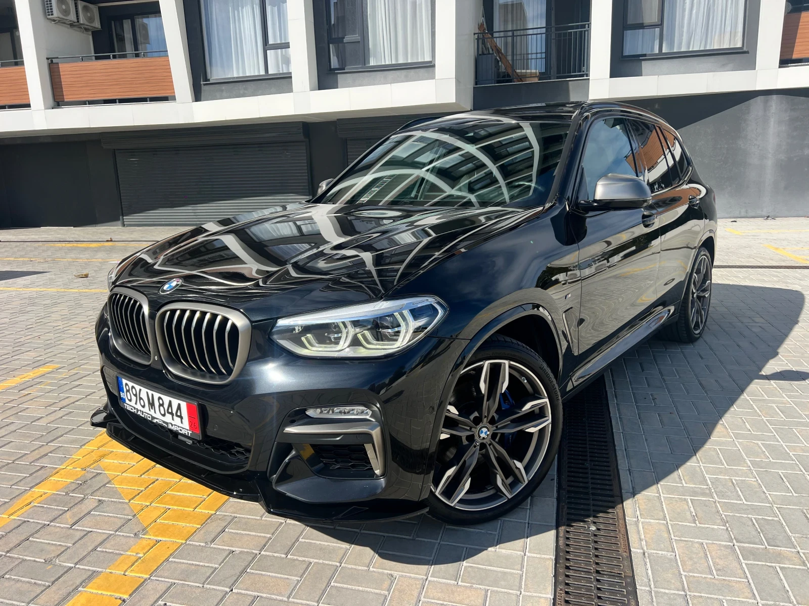 BMW X3 M40i* Дистроник* 360 камери* 2 комплект джанти