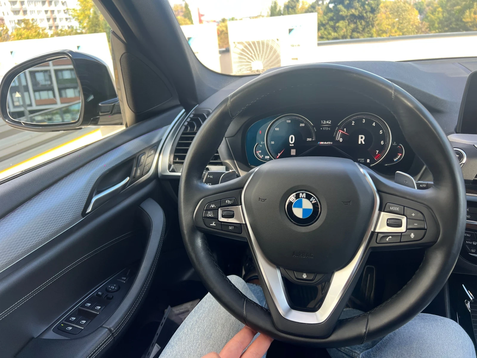 BMW X3 M40i* Дистроник* 360 камери* 2 комплект джанти, снимка 16 - Автомобили и джипове - 56536828