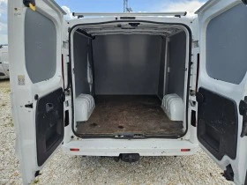 Opel Vivaro 6 местен, Климатик, Нави, снимка 14