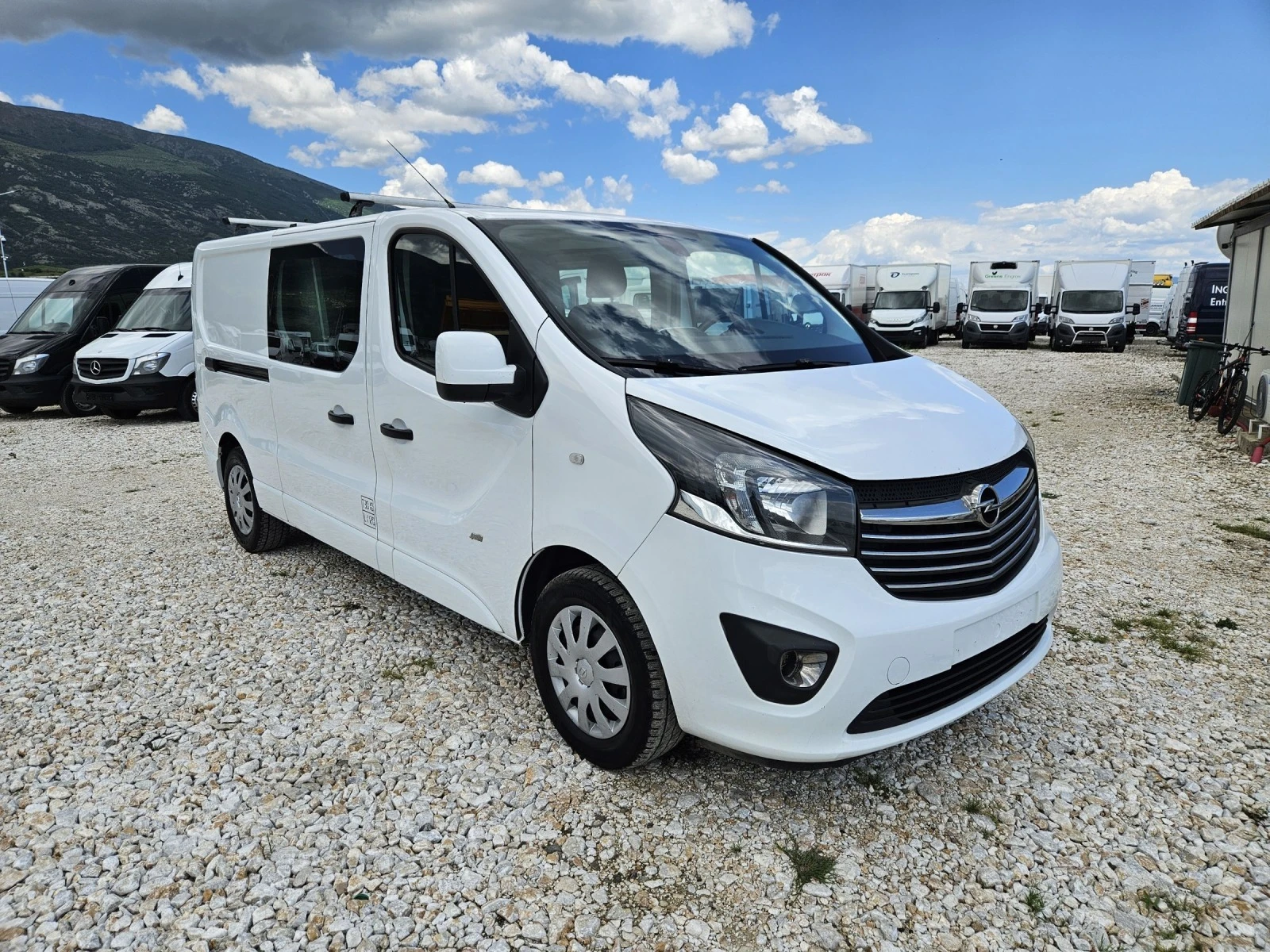 Opel Vivaro 6 местен, Климатик, Нави - изображение 7