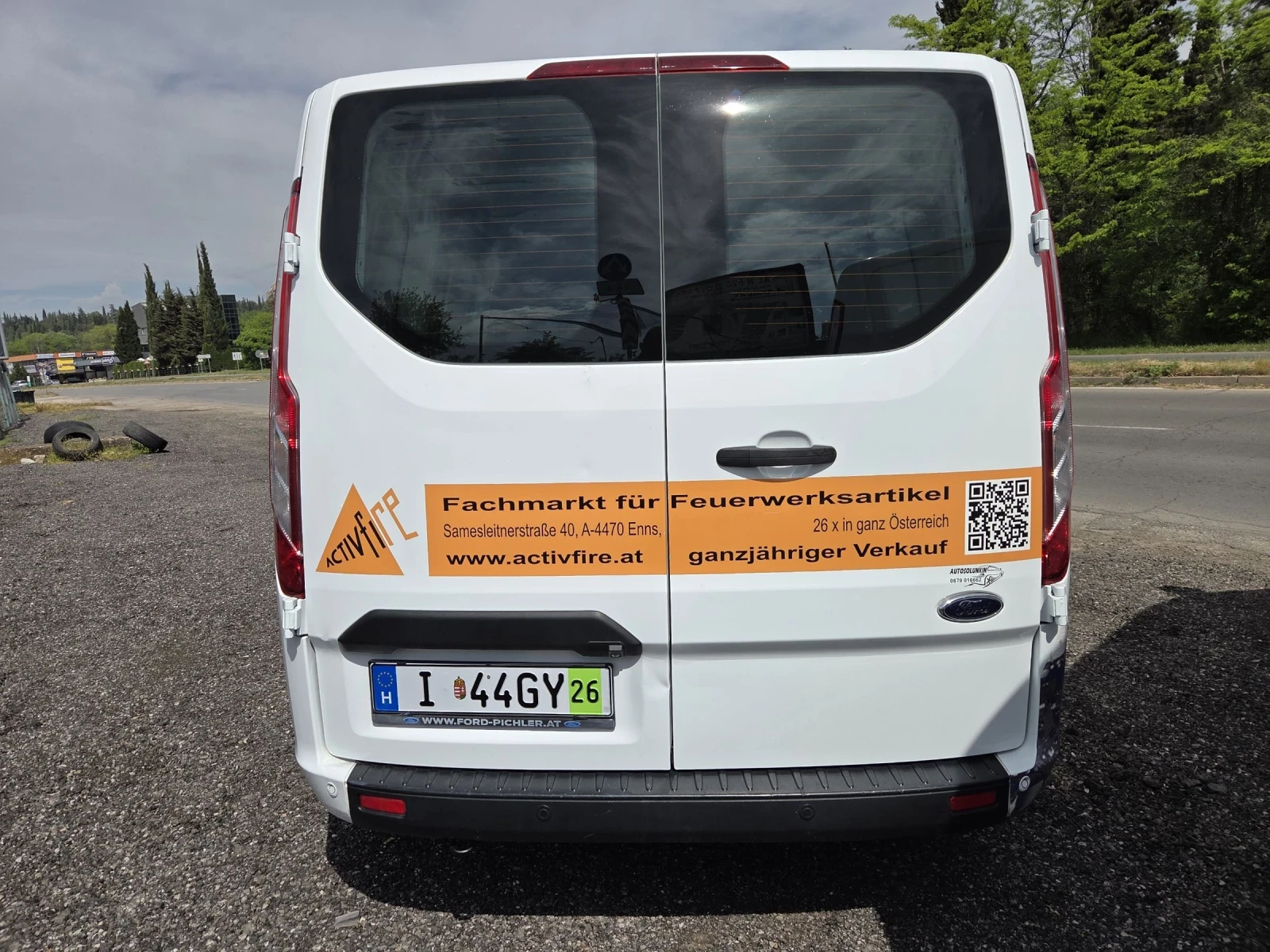 Ford Transit Custom 2.0 tdci 130hp, снимка 5 - Бусове и автобуси - 54519852