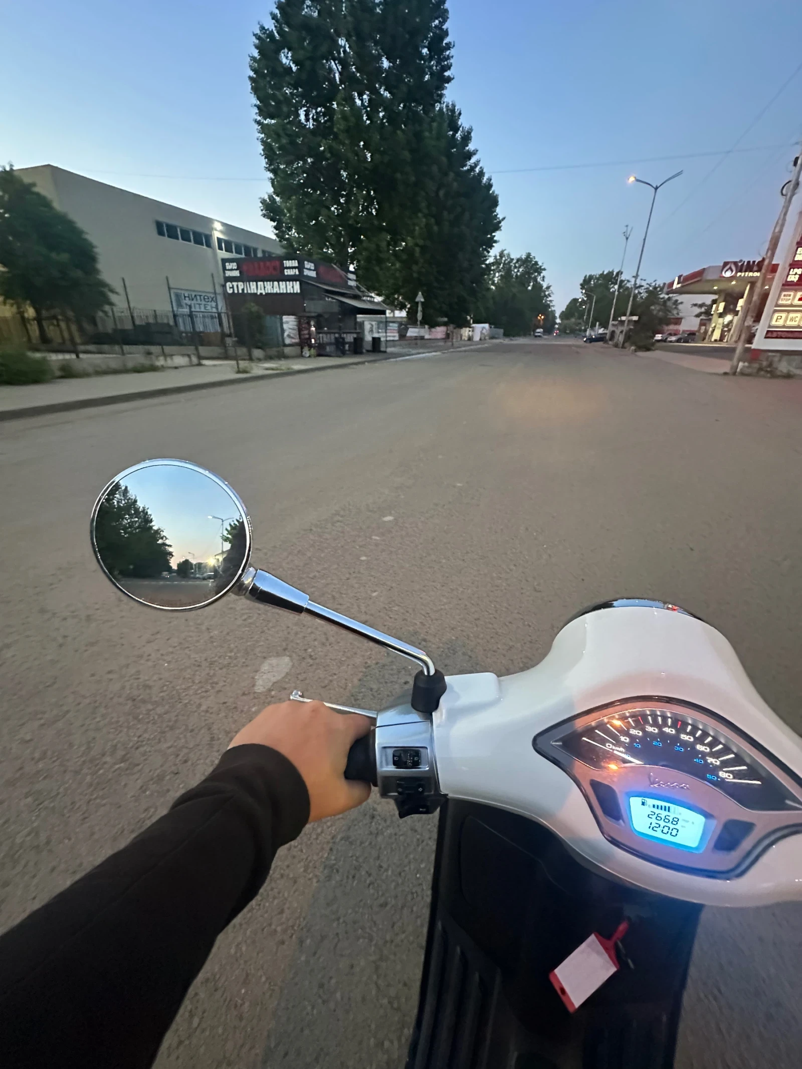 Vespa Primavera, снимка 12 - Мотоциклети и мототехника - 55678823