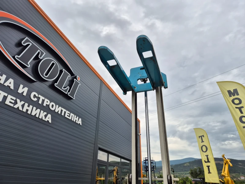 Електрокар Toyota * СТАКЕР* 3 метра повдигане* ПЕРФЕКТЕН* , снимка 11 - Индустриална техника - 51211361