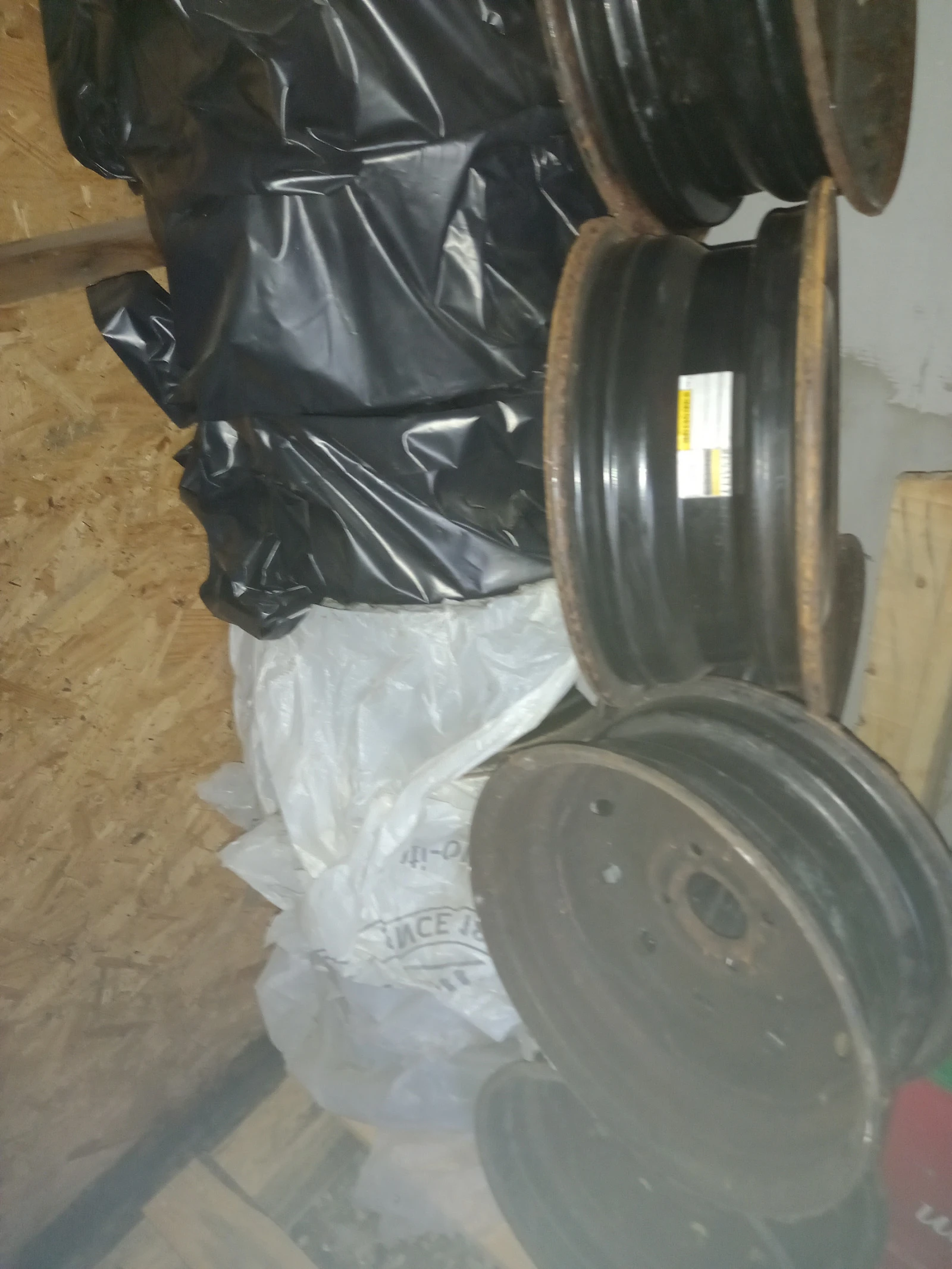    115/60R15  Nissan Navara | Mobile.bg   13