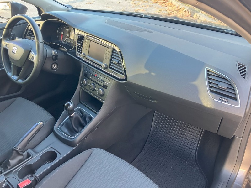 Seat Leon 1.6TDI-ST, снимка 7 - Автомобили и джипове - 45845464