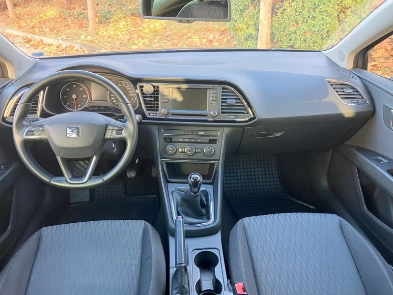 Seat Leon 1.6TDI-ST, снимка 6 - Автомобили и джипове - 47503710