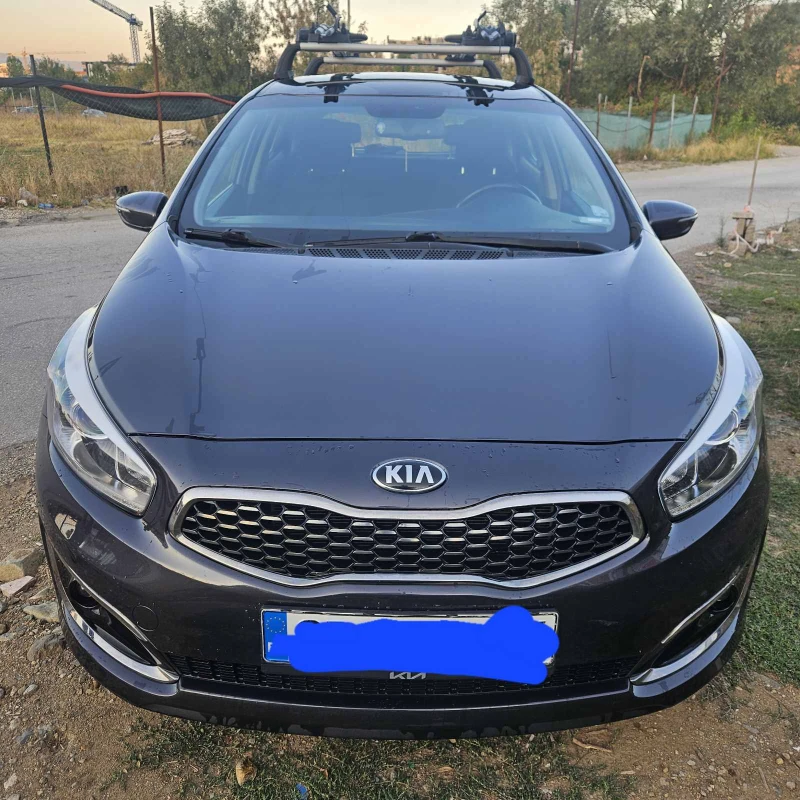 Kia Ceed 1.6, снимка 1 - Автомобили и джипове - 47583928