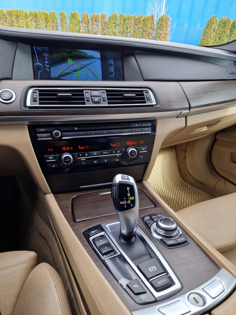 BMW 730 M пакет Обслужена, снимка 6 - Автомобили и джипове - 49482451