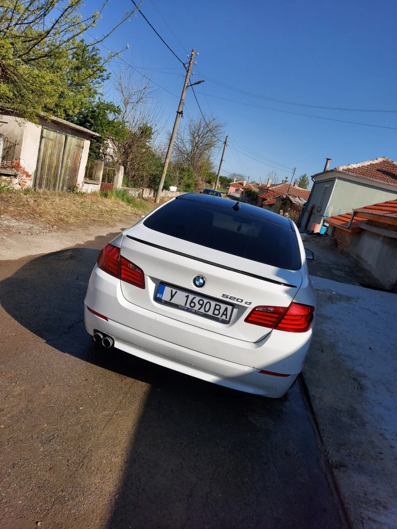 BMW 520 F10, снимка 14 - Автомобили и джипове - 52235183