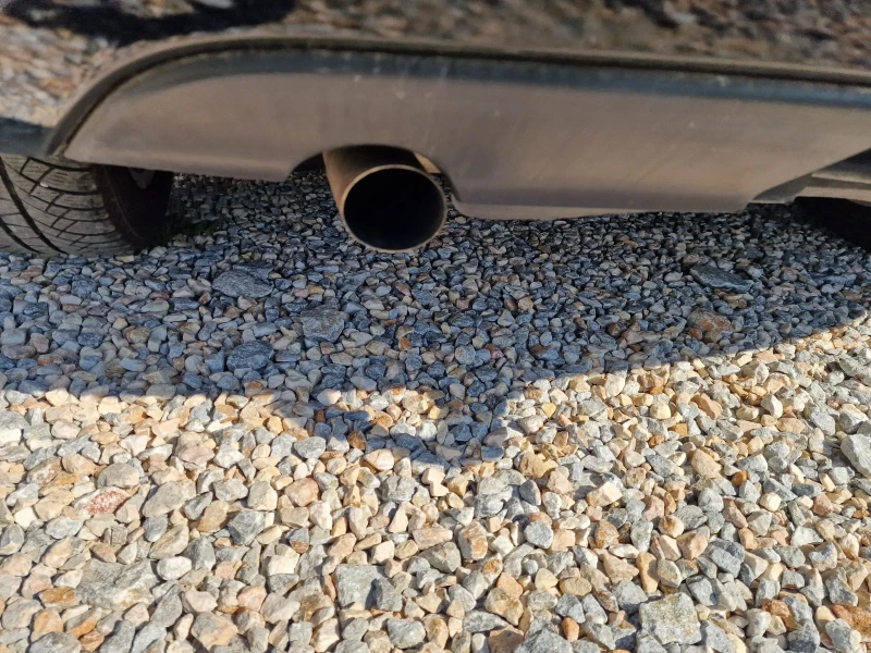 VW Golf 1.6-NAVI-106K.S., снимка 7 - Автомобили и джипове - 52311688