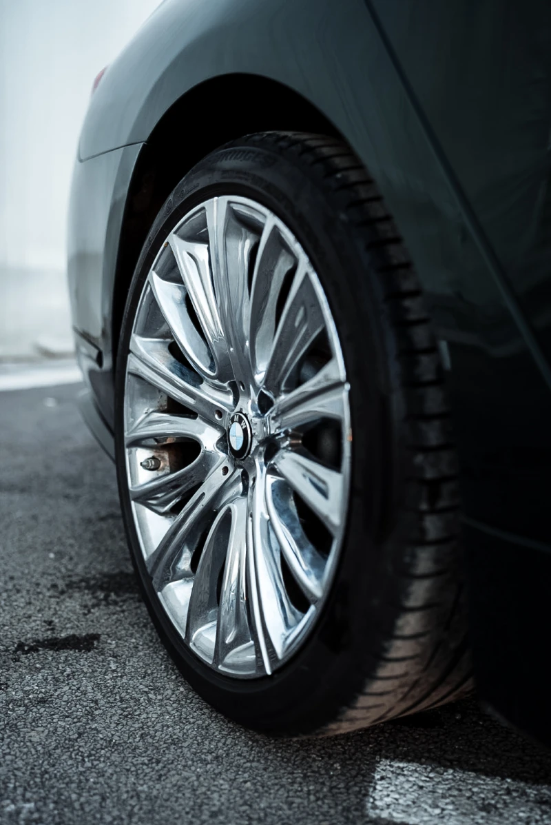 BMW 750 XDRIVE INDIVIDUAL , снимка 9 - Автомобили и джипове - 52483698