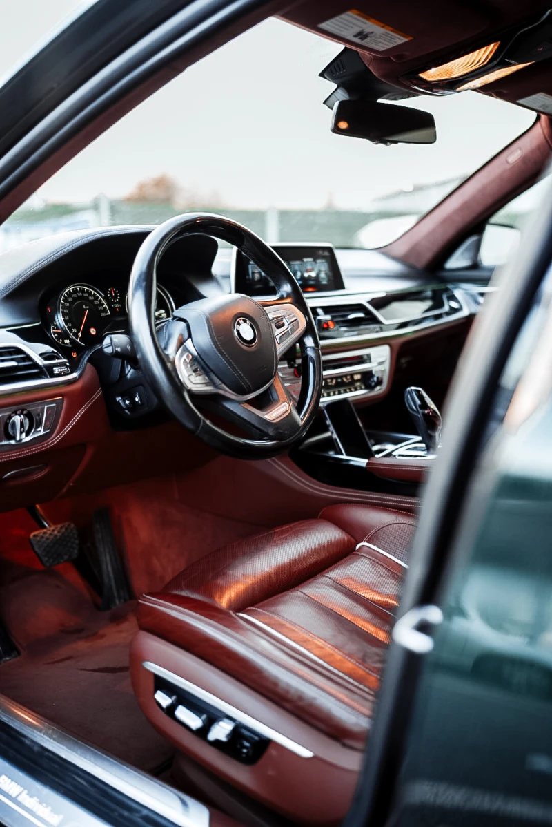 BMW 750 XDRIVE INDIVIDUAL , снимка 10 - Автомобили и джипове - 52483698