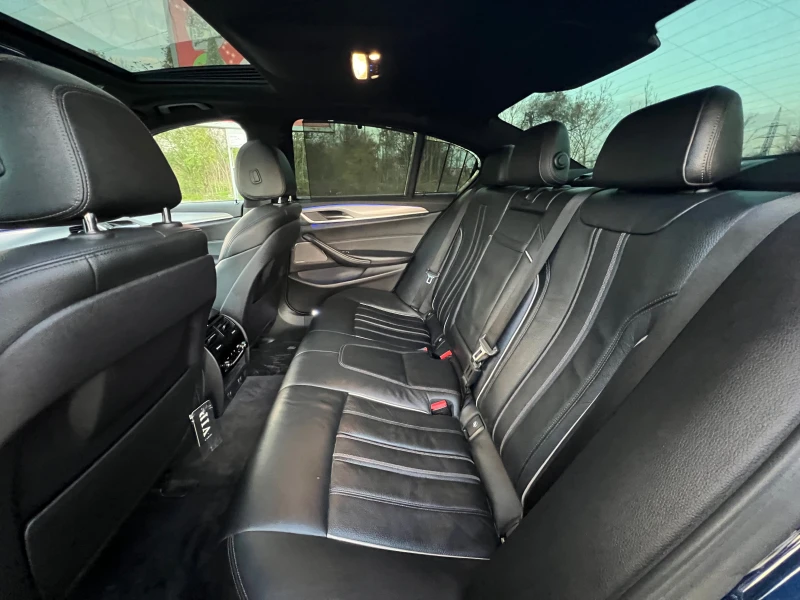 BMW 530 XDrive MPack Harman Head up Vacuum Без удари, снимка 10 - Автомобили и джипове - 52567971