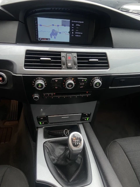 BMW 523 2.5i-190кс-FACELIFT-2009г-СЕДАН-ГЕРМАНИЯ-TUV - изображение 8