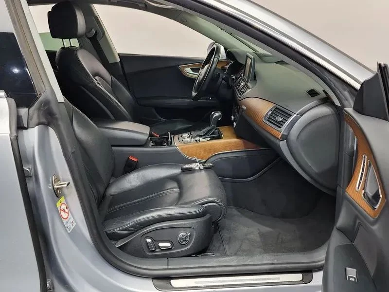 Audi A7 3.0, снимка 6 - Автомобили и джипове - 53434721
