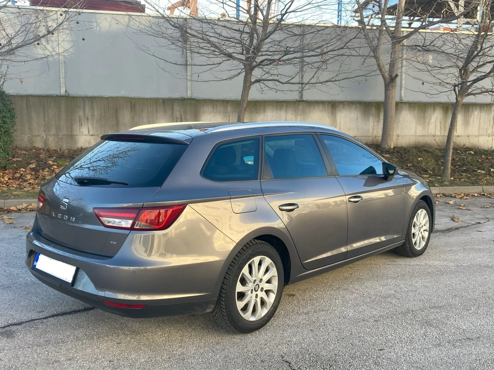 Seat Leon 1.6TDI-ST - изображение 4