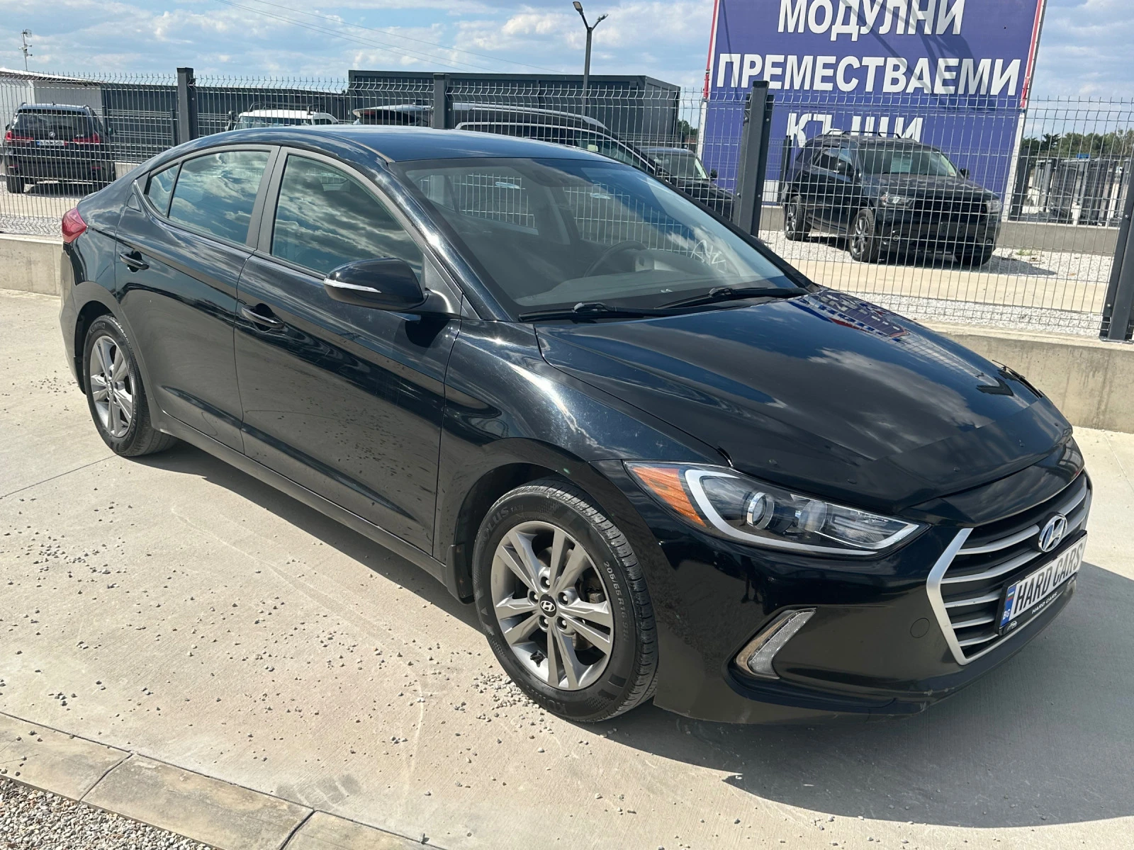 Hyundai Elantra 2.0i* 2017г*  - изображение 3