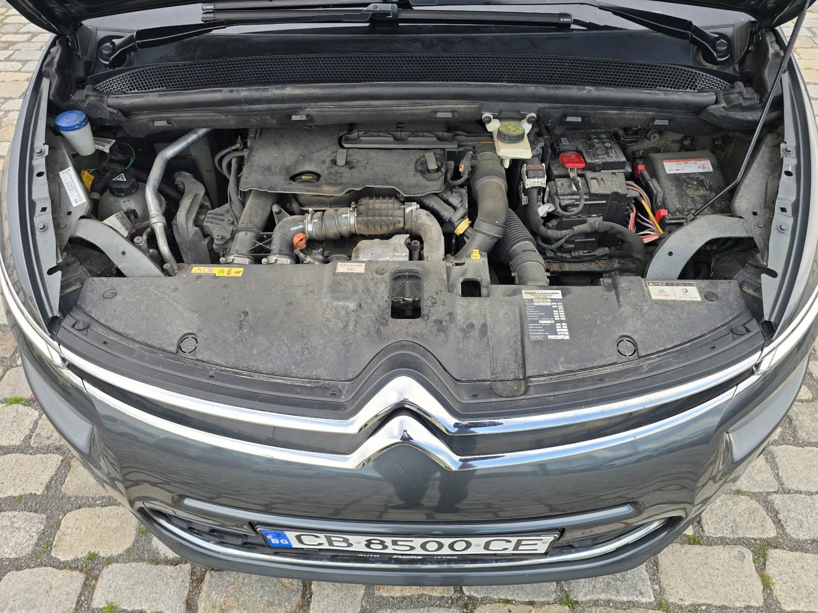 Citroen C4 Picasso 1.6HDI 116кс ВСИЧКО ПЛАТЕНО - изображение 9