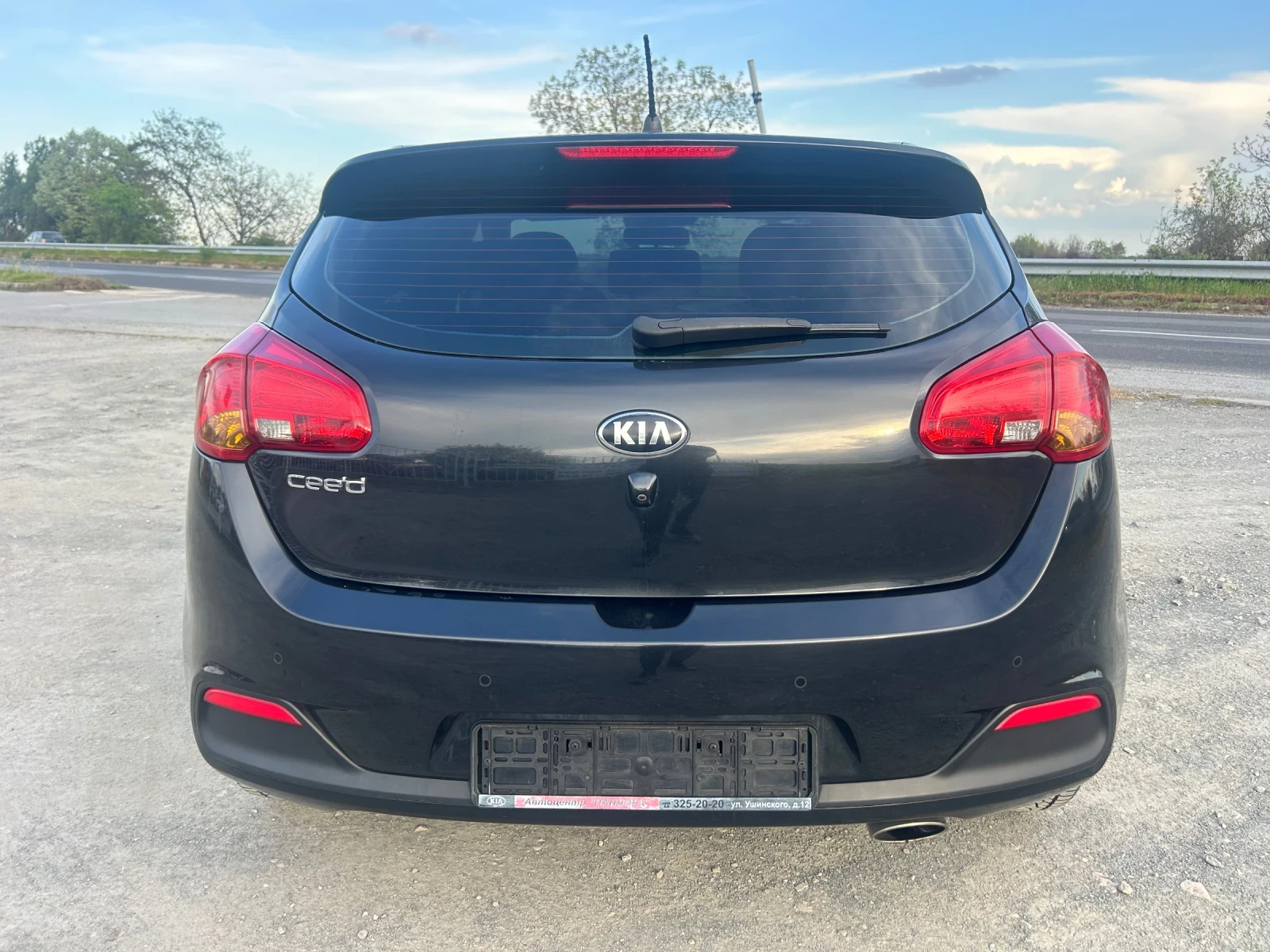 Kia Ceed 1.6 - БЕНЗИН / АВТОМАТИК / КАМЕРА / РЕАЛНИ 118 000 - изображение 6