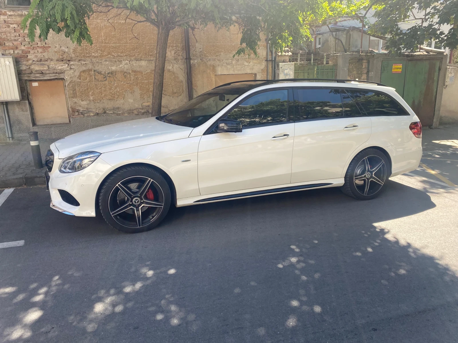 Mercedes-Benz E 220 Edition E, 360 Cam,  - изображение 2