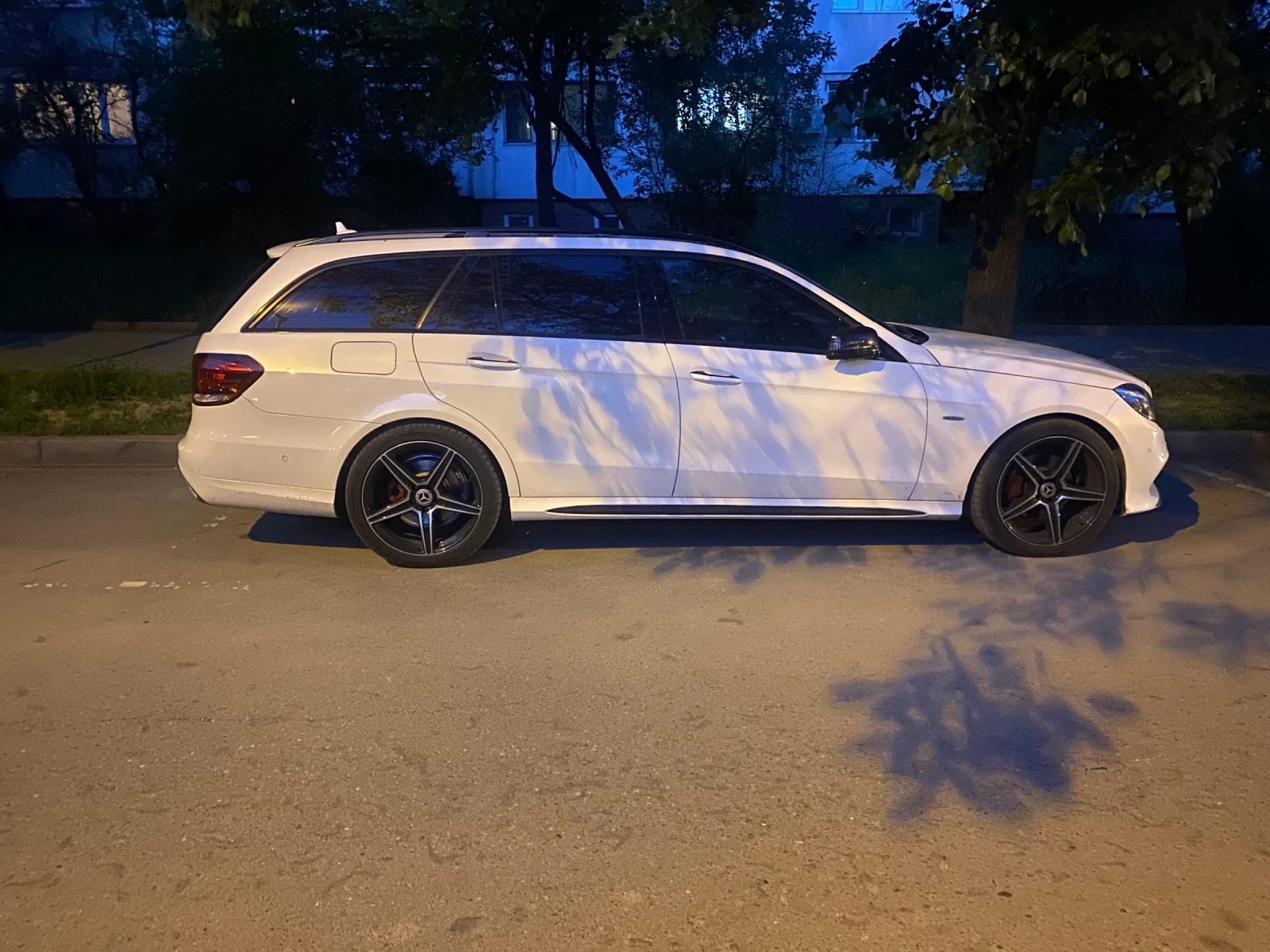 Mercedes-Benz E 220 Edition E, 360 Cam,  - изображение 10