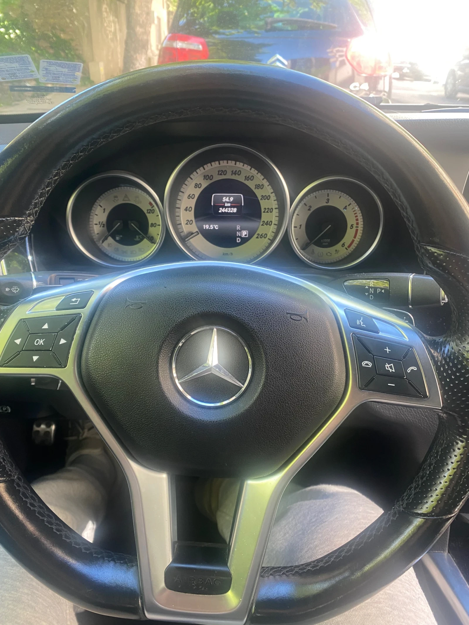 Mercedes-Benz E 220 Edition E, 360 Cam,  - изображение 6