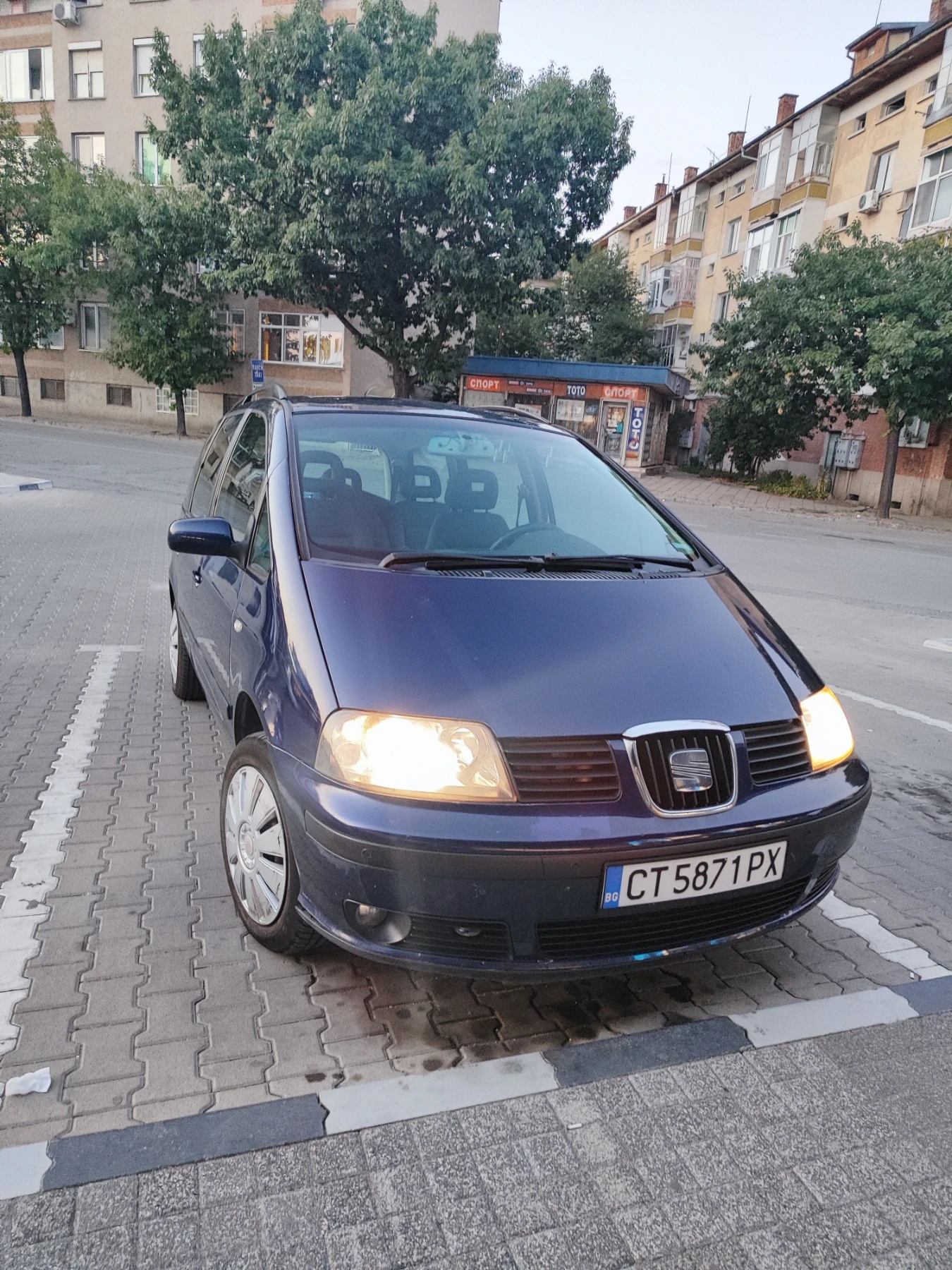Seat Alhambra  - изображение 8