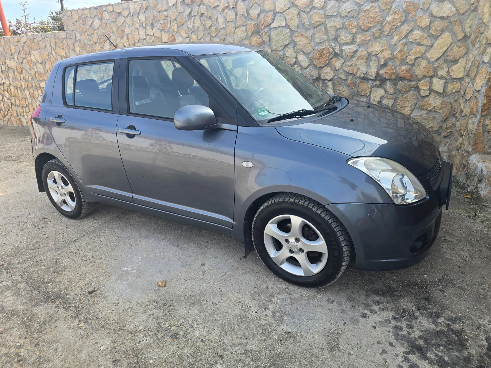 Suzuki Swift 1.3 4* 4 - изображение 4