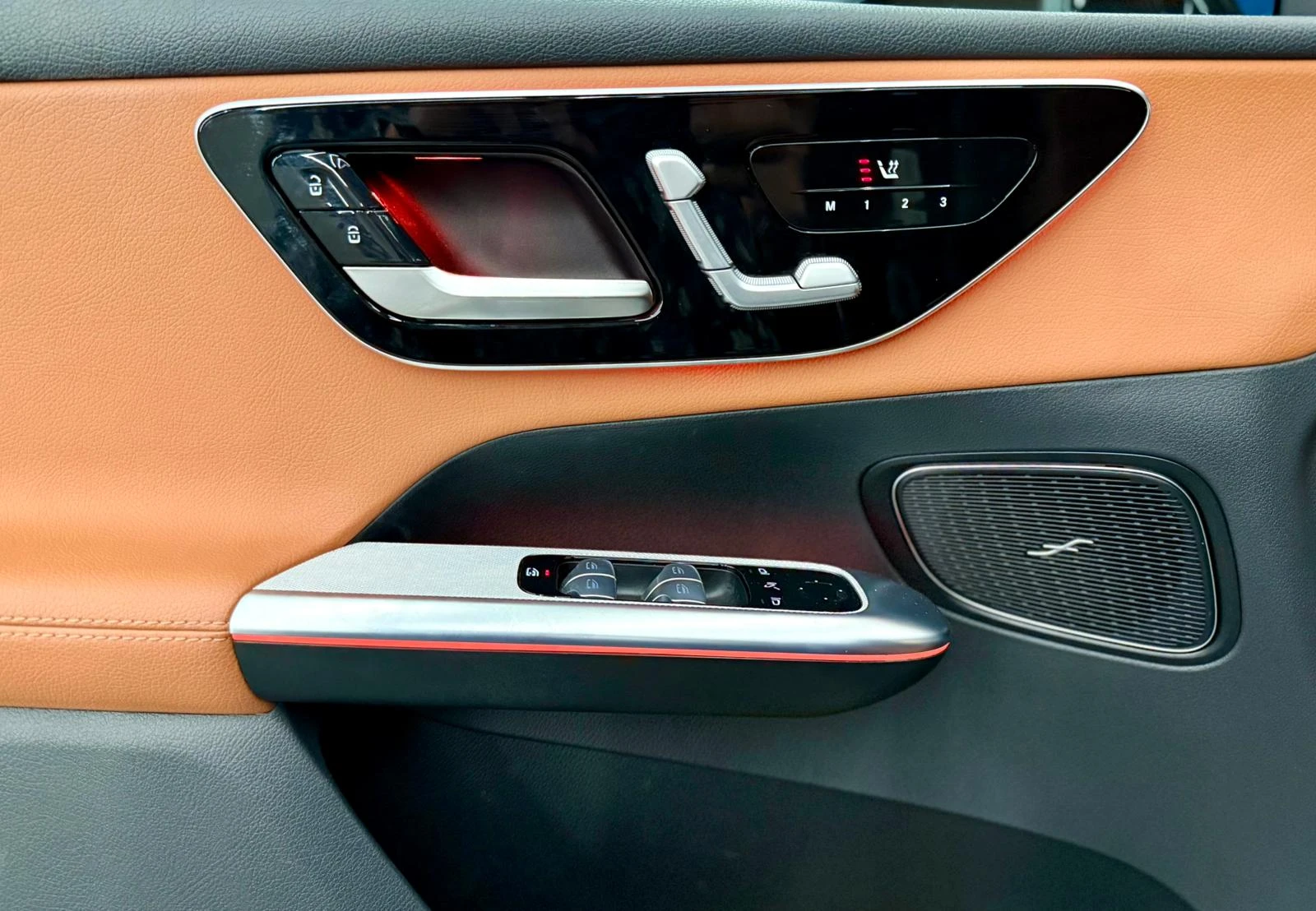 Mercedes-Benz GLC 200 4Matic* Подгрев* Лизинг* MildHybrid* 9G-Tronic - изображение 7