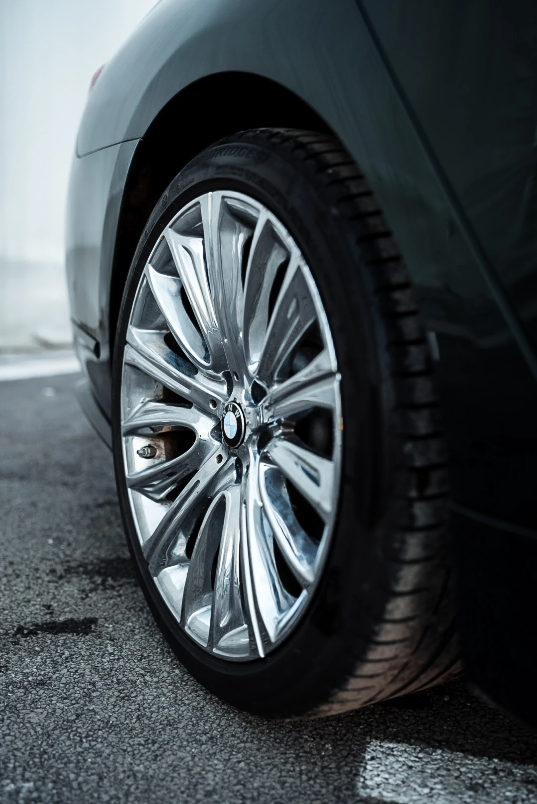 BMW 750 XDRIVE INDIVIDUAL  - изображение 9