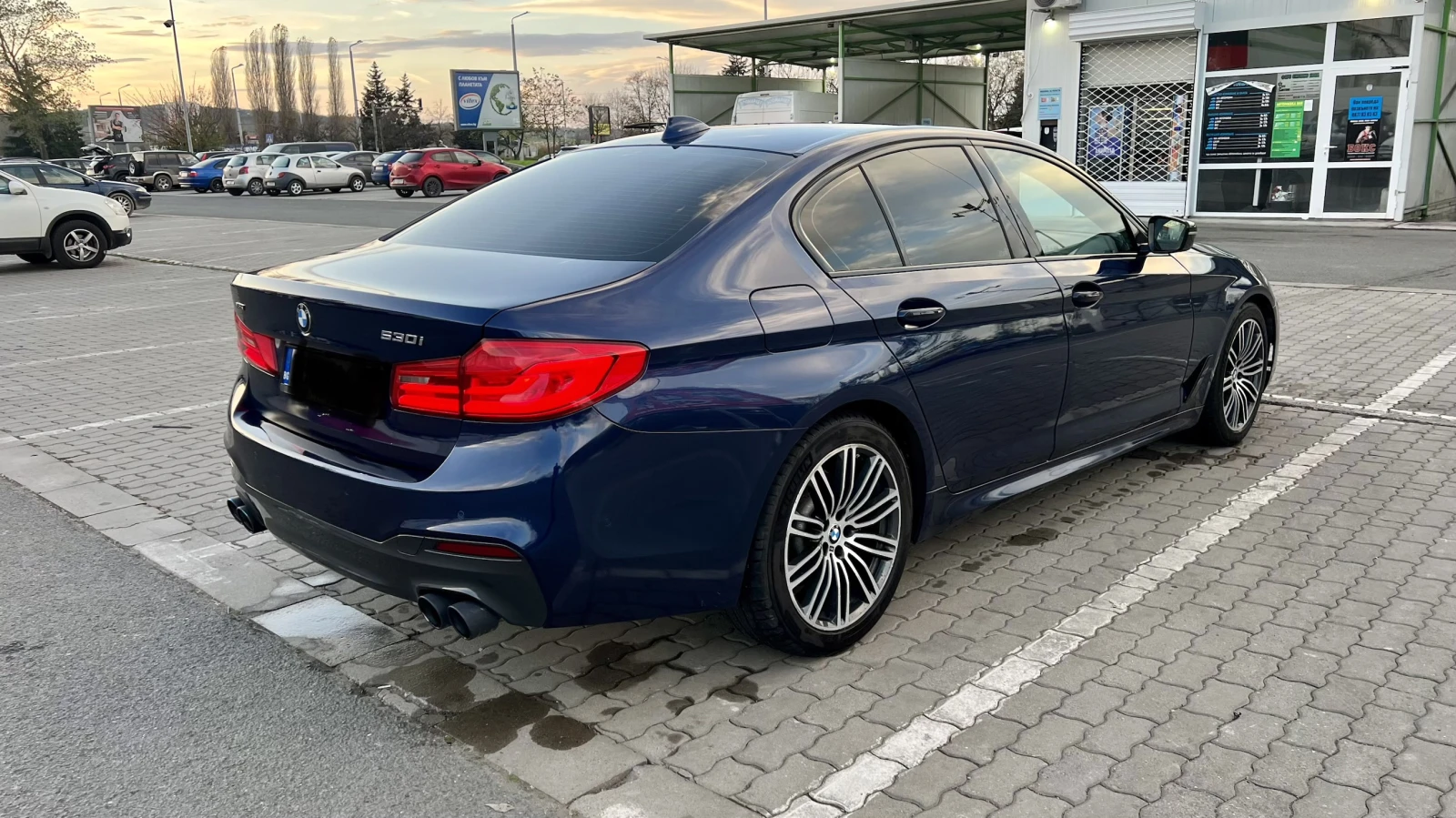 BMW 530 XDrive MPack Harman Head up Vacuum Без удари - изображение 5