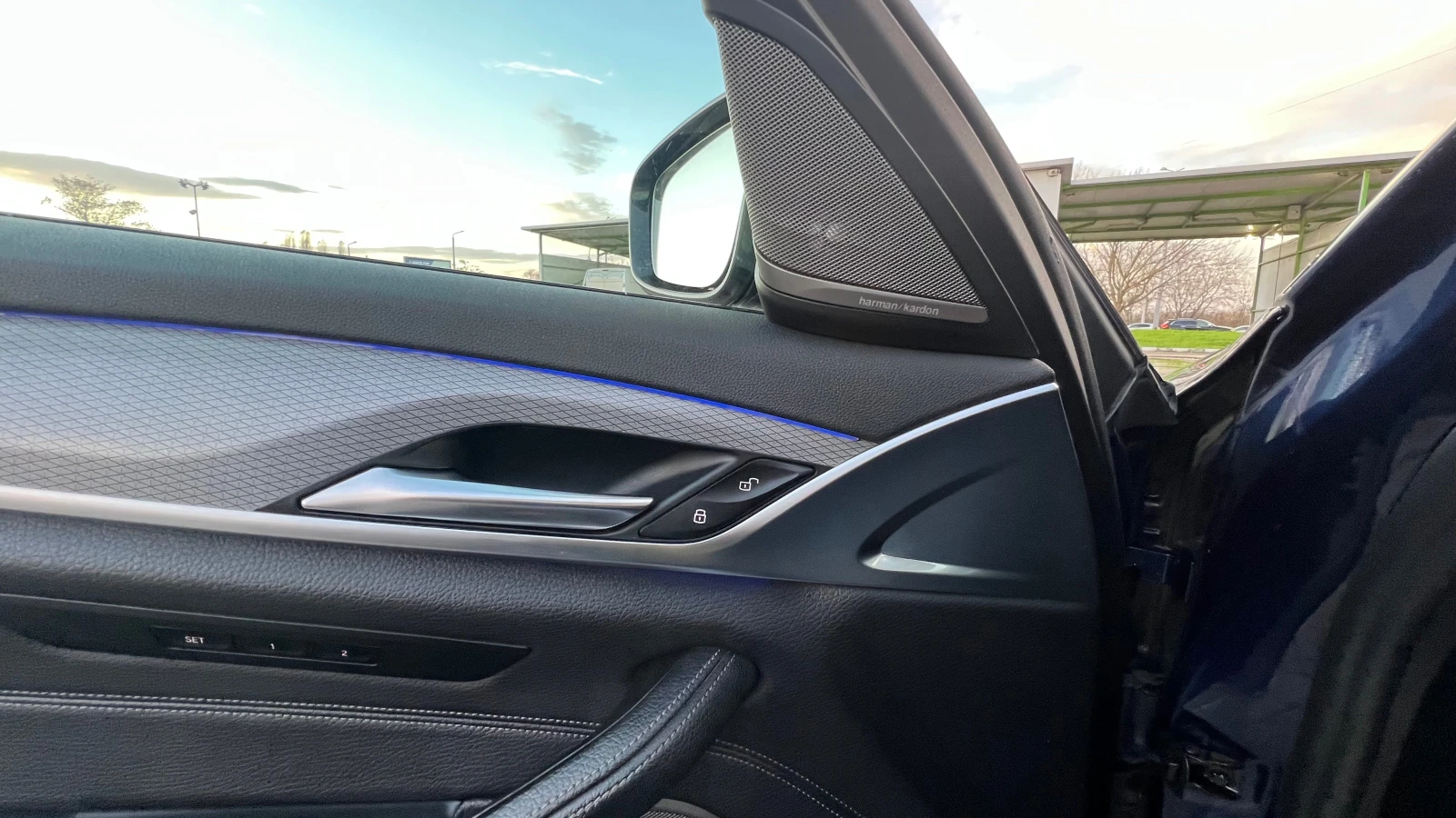 BMW 530 XDrive MPack Harman Head up Vacuum   | Mobile.bg   11