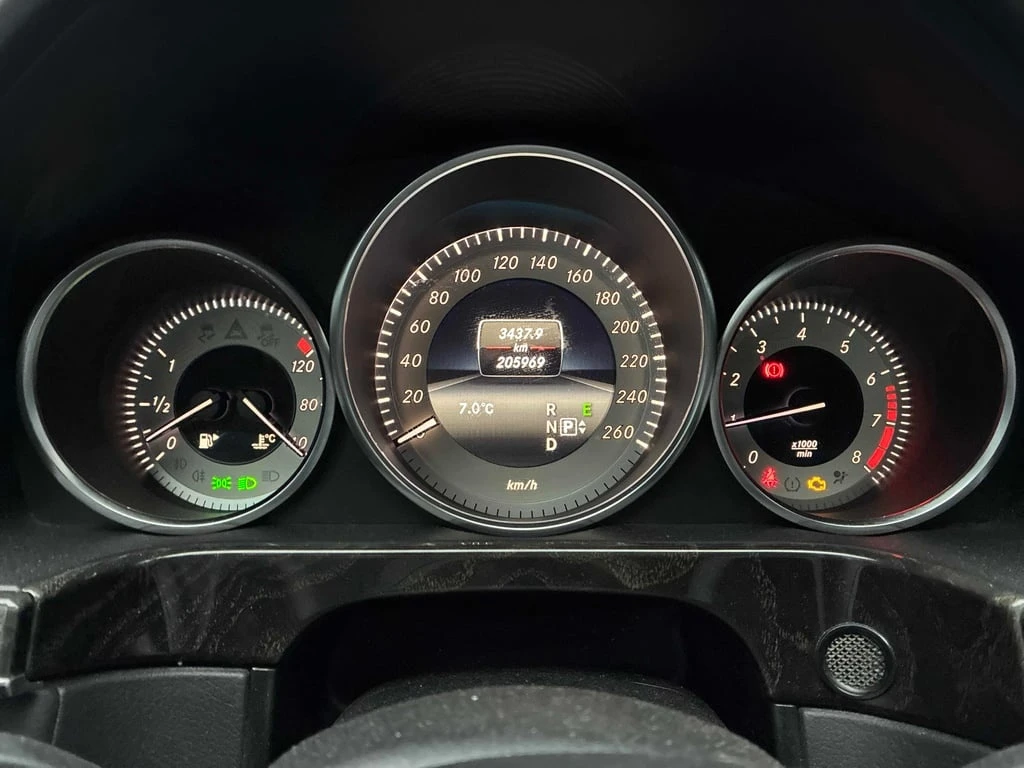 Mercedes-Benz E 350 * CARFAX * БЕЗ ПЪРВОНАЧАЛНА ВНОСКА - изображение 8