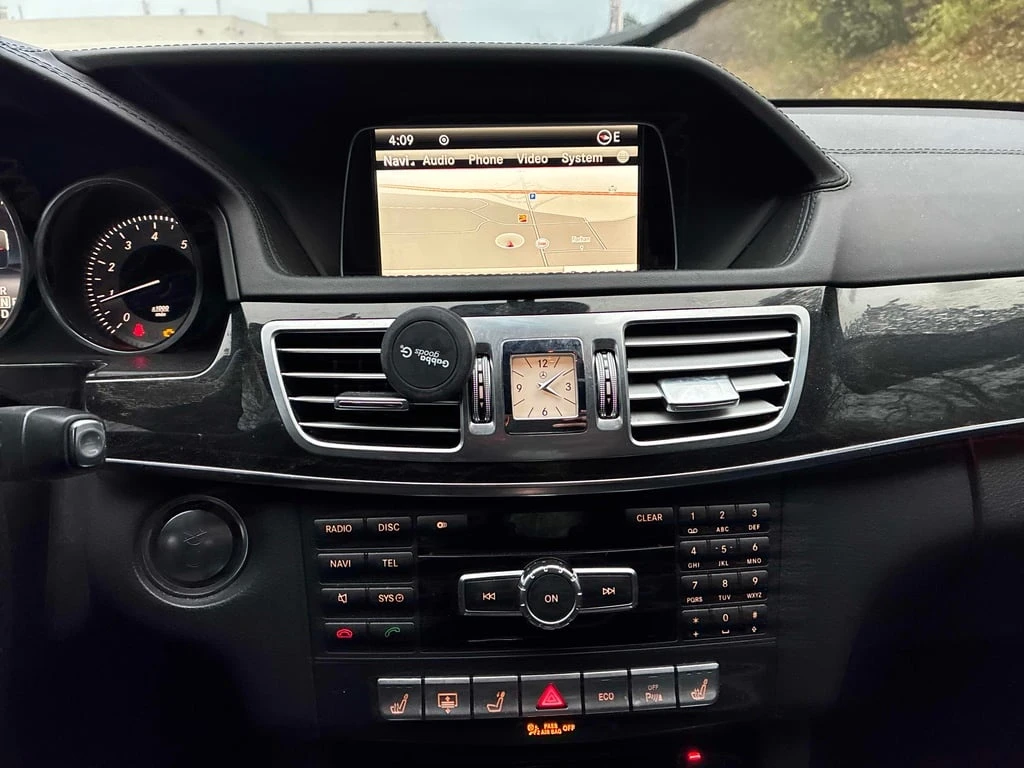 Mercedes-Benz E 350 * CARFAX * БЕЗ ПЪРВОНАЧАЛНА ВНОСКА - изображение 9