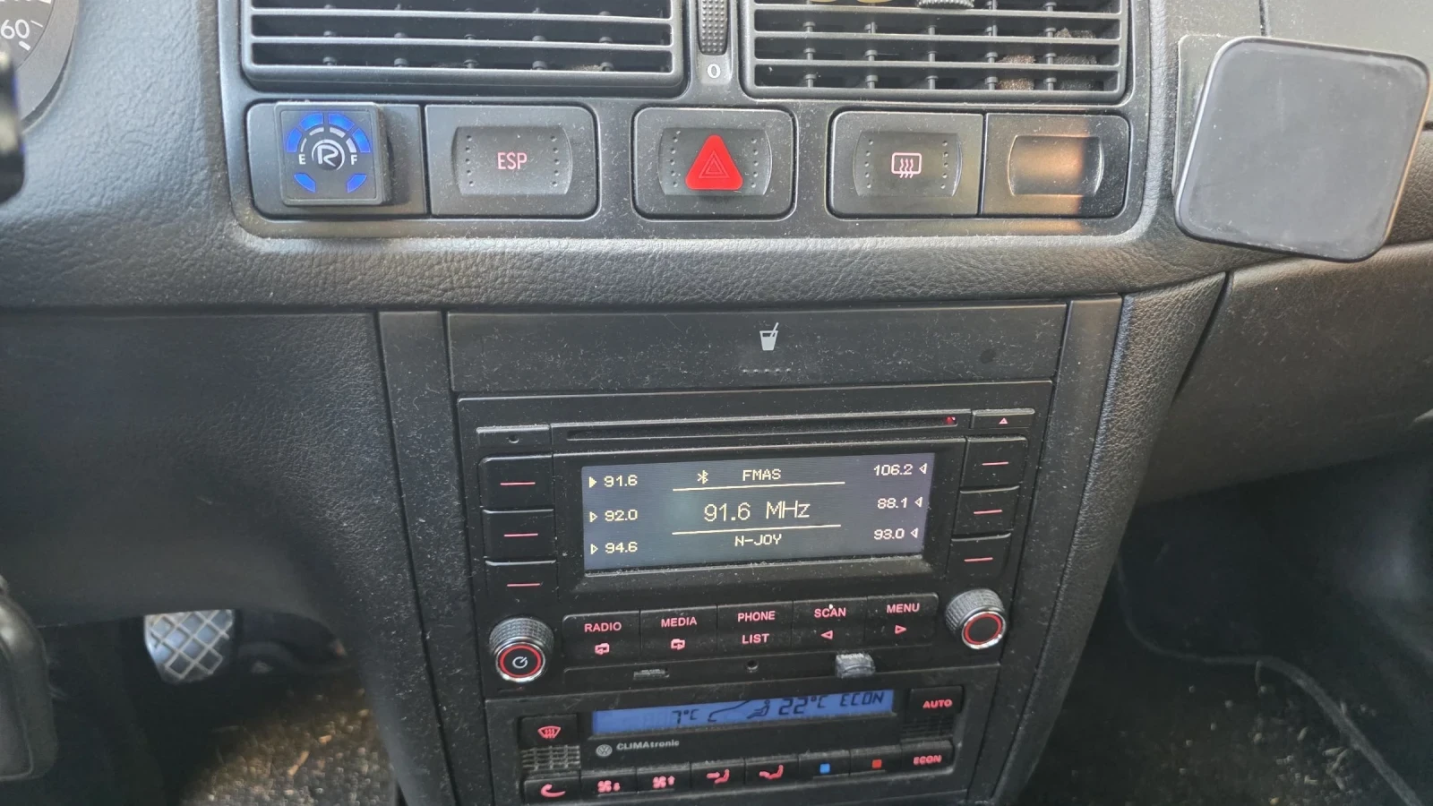 VW Golf IV 1.6 16V, снимка 10 - Автомобили и джипове - 53784353