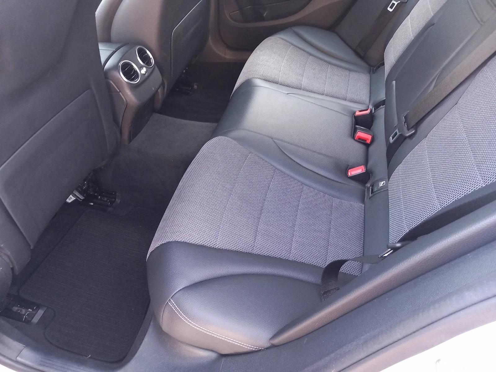 Mercedes-Benz C 220 | Mobile.bg � ����������� 13