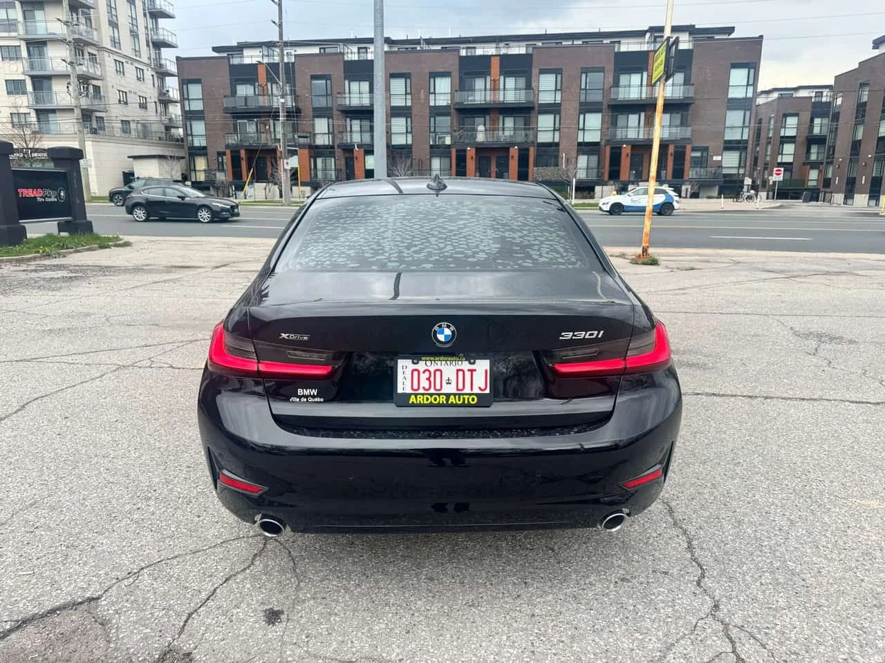 BMW 330 * 330i xDrive * CARFAX * ШИБИДАХ * BLIND SPOT * , снимка 4 - Автомобили и джипове - 54459388