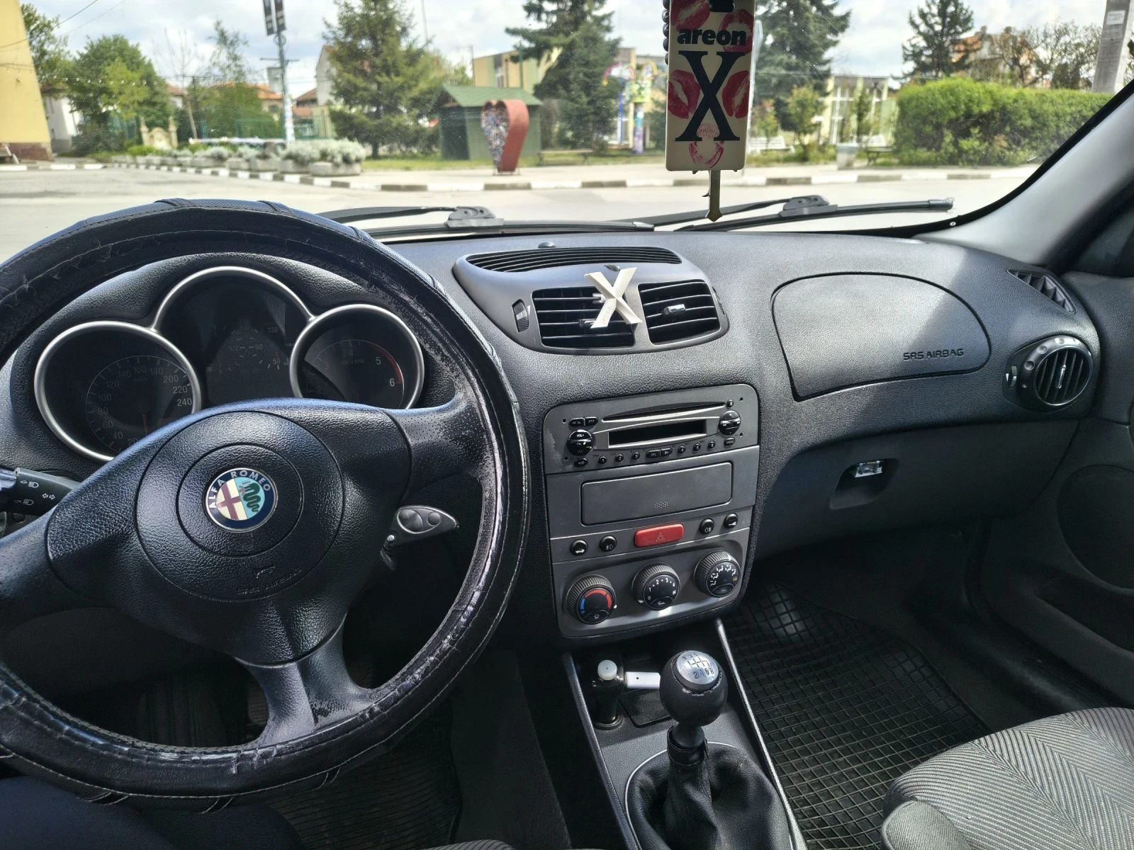 Alfa Romeo 147, снимка 3 - Автомобили и джипове - 54483156