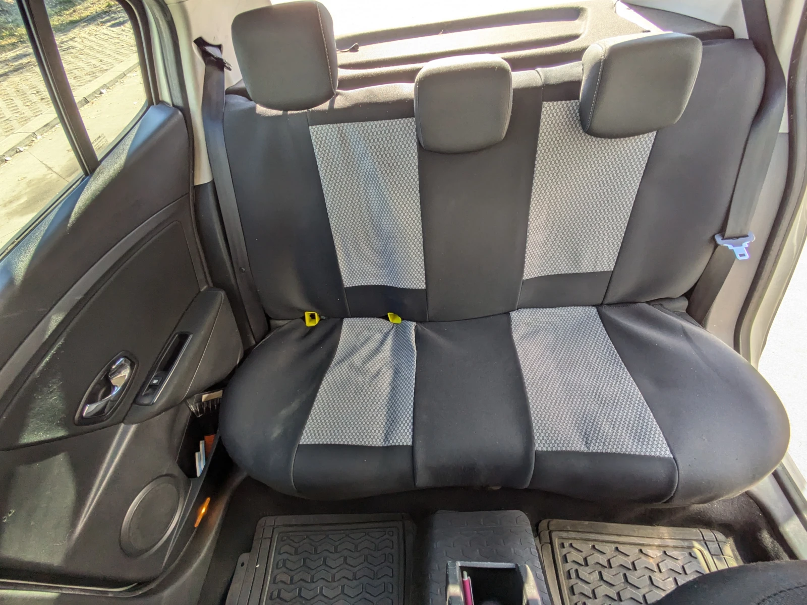 Renault Megane, снимка 8 - Автомобили и джипове - 54512329