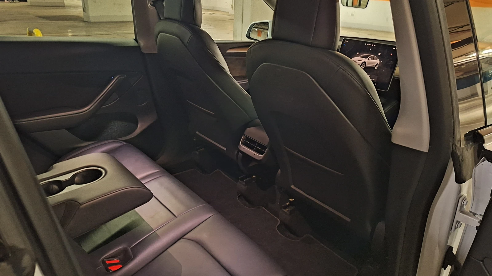 Tesla Model Y DUAL MOTOR * LONG RANGE * SUMMON * Теглич * Гаран., снимка 11 - Автомобили и джипове - 54715004