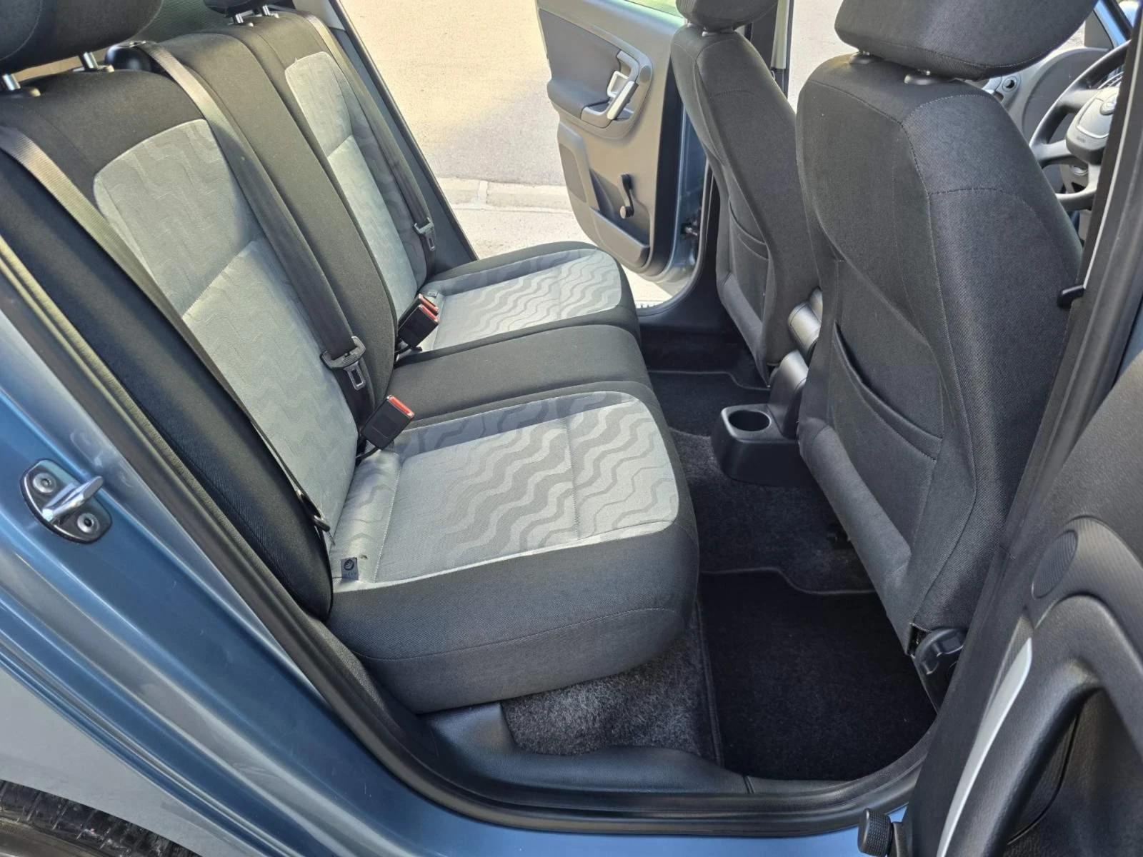Skoda Fabia 1.4TDI KLIMA , снимка 7 - Автомобили и джипове - 54748783